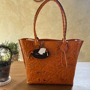 NWT Patricia Nash, Adeline Tote Sun Yellow, Burnished Cutout Tooled MSRP: $ 269